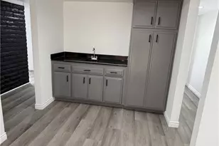 2435 W Broadway, Anaheim, CA 92804 - Photo 10