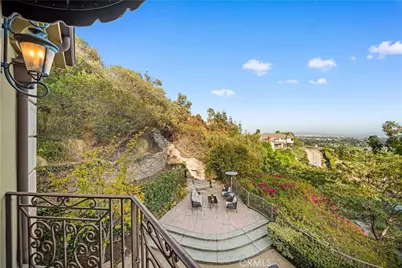 325 N Terrace View, Monrovia, CA 91016 - Photo 40