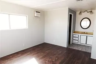 16473 Green Tree Blvd, Victorville, CA 92395 - Photo 2