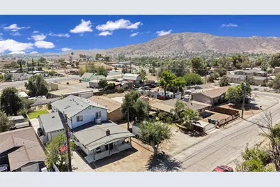33745 Bethel Avenue, Hemet, CA 92545 - Photo 52