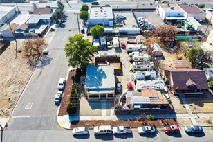 584 E H St, Colton, CA 92324 - Photo 16