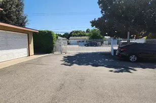 1573 J S Reservoir Street, Pomona, CA 91766 - Photo 16