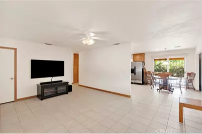 10387 Kern, Hesperia, CA 92345 - Photo 10