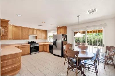 10387 Kern, Hesperia, CA 92345 - Photo 12