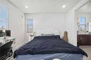 90 Renewal, Irvine, CA 92618 - Photo 16