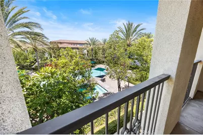 90 Renewal, Irvine, CA 92618 - Photo 22