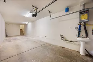 90 Renewal, Irvine, CA 92618 - Photo 24
