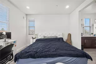 90 Renewal, Irvine, CA 92618 - Photo 16