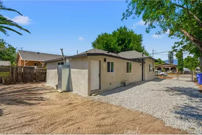 939 W 8th, San Bernardino, CA 92411 - Photo 24