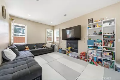 658 E. Phillips Boulevard, Pomona, CA 91766 - Photo 20