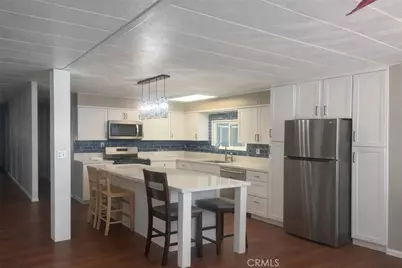 175 N Manzanita Court, San Jacinto, CA 92582 - Photo 2