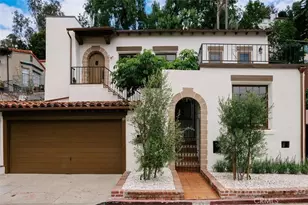 2050 N Las Palmas Ave, Los Angeles, CA 90068 - Photo 2
