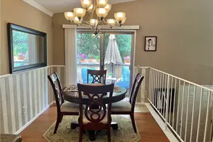 109 Rockledge Ln, Lake Arrowhead, CA 92352 - Photo 8