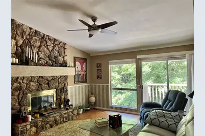 109 Rockledge Lane, Lake Arrowhead, CA 92352 - Photo 2