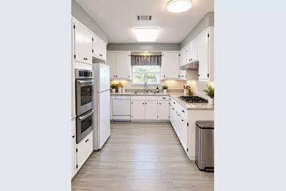 15034 Apple Valley, Apple Valley, CA 92307 - Photo 10