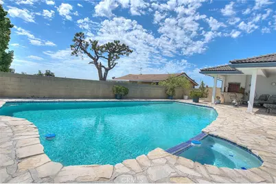 201 E Burke, Montebello, CA 90640 - Photo 64