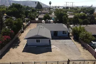 13092 Maclay, Sylmar, CA 91342 - Photo 14