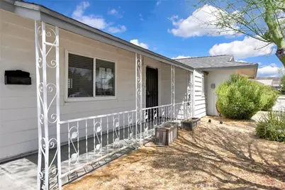 27086 Wentworth Drive, Sun City, CA 92586 - Photo 4