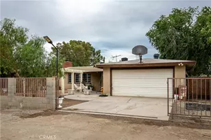 2618 E Ave Q4, Palmdale, CA 93550 - Photo 2