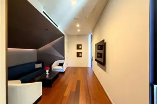 889 Francisco, Los Angeles, CA 90017 - Photo 32