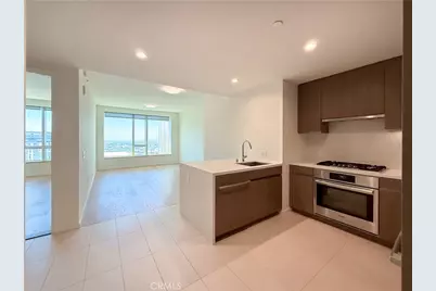 889 Francisco #2502, Los Angeles, CA 90017 - Photo 4