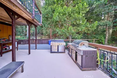 23891 Lakeview, Crestline, CA 92325 - Photo 12