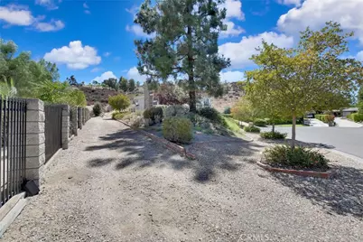 42815 Pheasant Hill Place, Hemet, CA 92544 - Photo 50