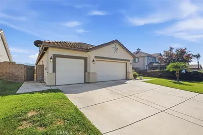 558 Calderone, Corona, CA 92879 - Photo 2