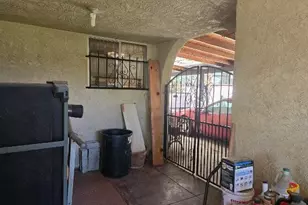 1325 Perris, San Bernardino, CA 92411 - Photo 16