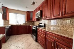 12 Granada, Irvine, CA 92602 - Photo 4