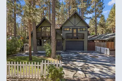 904 Angeles, Big Bear City, CA 92314 - Photo 2