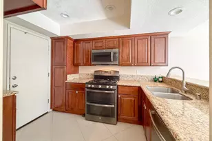 7671 Barrington Ct, Rancho Cucamonga, CA 91730 - Photo 16