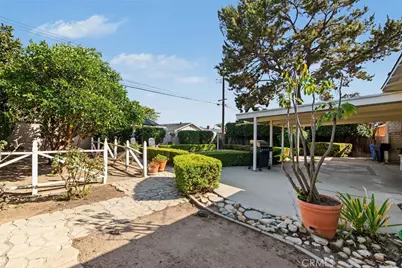 2122 Saticoy, Pomona, CA 91767 - Photo 40