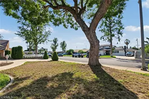 2122 Saticoy, Pomona, CA 91767 - Photo 54