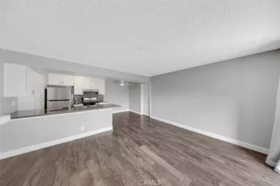 2801 S Fairview St #B, Santa Ana, CA 92704 - Photo 10