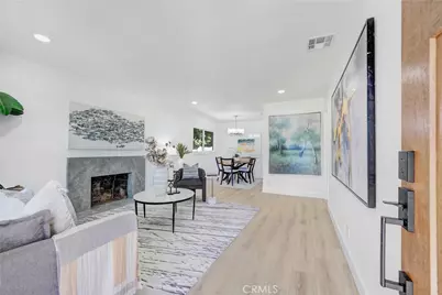 20919 Costanso Street, Woodland Hills, CA 91364 - Photo 2