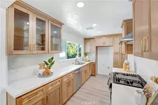 20919 Costanso St, Woodland Hills, CA 91364 - Photo 8