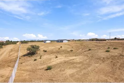 7323 Woodcliff Street, Phelan, CA 92371 - Photo 36
