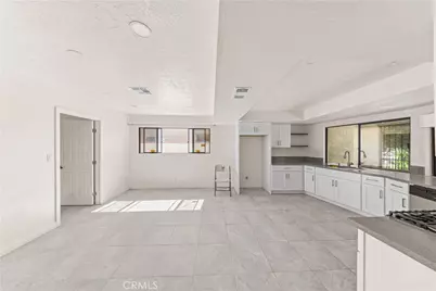13850 Dahlgren Drive, Victorville, CA 92395 - Photo 14