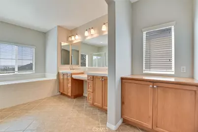 27307 Trefoil Street, Murrieta, CA 92562 - Photo 54