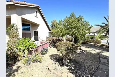 11451 Caraway Court, Fontana, CA 92337 - Photo 18