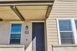 902 N Botanica Ln, Azusa, CA 91702 - Photo 2