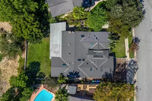 26096 Adamor Rd, Calabasas, CA 91302 - Photo 52
