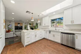26096 Adamor Rd, Calabasas, CA 91302 - Photo 12