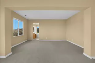 7 Plaza Valenza, Lake Elsinore, CA 92532 - Photo 34