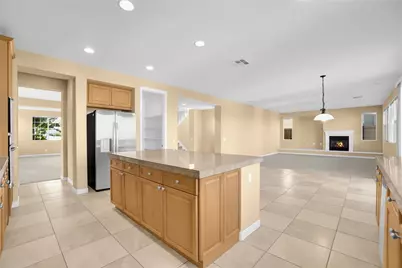 7 Plaza Valenza, Lake Elsinore, CA 92532 - Photo 22