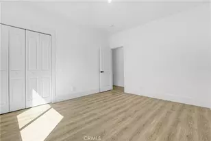 923 E 85th, Los Angeles, CA 90001 - Photo 12
