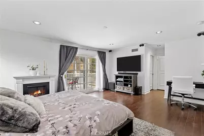 20224 Chapter, Woodland Hills, CA 91364 - Photo 10