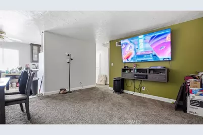 14378 Mojave, Victorville, CA 92395 - Photo 8