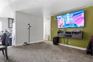 14378 Mojave, Victorville, CA 92395 - Photo 8